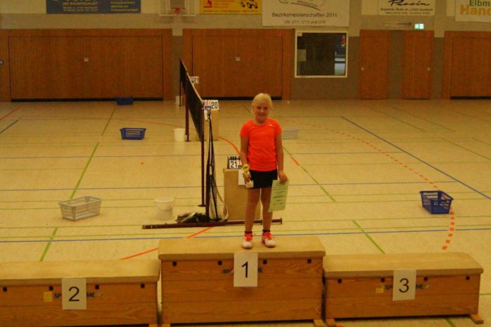 ME U9: 1. Platz: Charlotte Six
